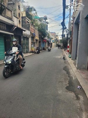 bán nhà hxh - gần nguyễn văn trỗi phú nhuận - 55.8m2 - 4 tầng - 6pn 4wc - chỉ 8,590 tỷ