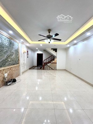 bán nhà trung kính cầu giấy 60m2, ô tô tránh, 20m ra phố lớn, ở kinh doanh đỉnh!