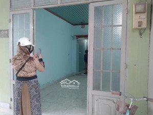 cho thuê trọ bình mỹ gần uỷ ban xã cũ, tháng 2.5tr, điện nước riêng xài nhiều tính nhiêu