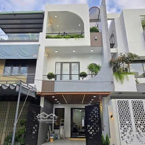 dt: 6 x 12m - nhà đẹp 3 tầng - hẻm nhựa 6m đường gò dầu q.tp - giá quá tốt : 8.8 tỷ tl