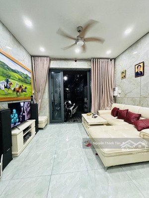 hiếm - hxh - 68m2 - ngang 6m - 10 tỷ - vĩnh viễn - quận 10 - sát mặt tiền