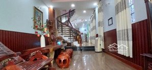 bán nhà 3 tầng 75,8m2 chỉ 10 tỷ. hẻm oto đường nguyễn thiện thuật nha trang. nhà 2 mặt thoáng