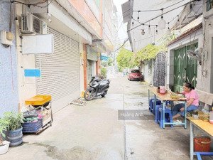 hẻm oto tránh - 50m ra mặt tiền đường thành thái - cn 45m2 - ngang 5m chuẩn