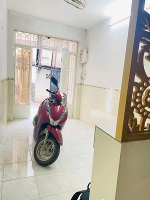 ngay ga sài gòn, vị trí tuyệt vời, hẻm trần văn đang thông với khu ẩm thực bậc nhất