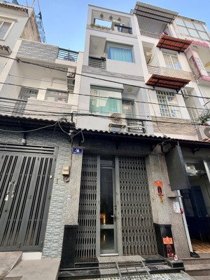 nhà đúc 3.5 tấm khu bình phú, giá chỉ 5.65 tỷ