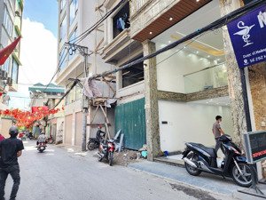 bán nhà mặt phố hoàng mai ô tô ngủ trong nhà thang máy 7 tầng sang xịn