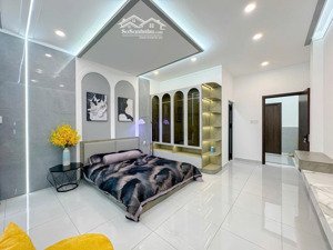 phường tân hưng, quận 7, nhà 2 tầng, ngang 4,5m, hẻm 3m, nhỉnh 6,x tỷ