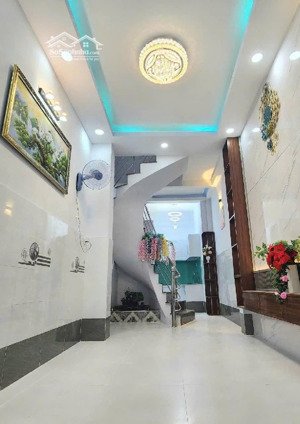 bán nhà quận 8 tùng thiện vương gần cầu chà và, dtsd 135m2- 4tầng 5 pn- shr-công nhận đủ, hơn 4tỷ