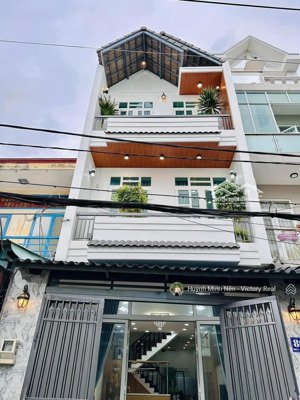 nhà đẹp khu sang ! hẻm 6m phổ quang- khu sân bay ( 4.2 x15m ) 4 tầng, giá chỉ 13.7 tỷ tl