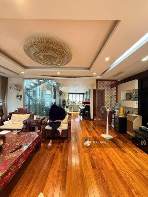 mặt phố ba đình, linh lang 98m2,mặt tiền rộng 7,5m,nhỉnh 60tỷ,ôtô tránh thông đào tấn liễu giai vip