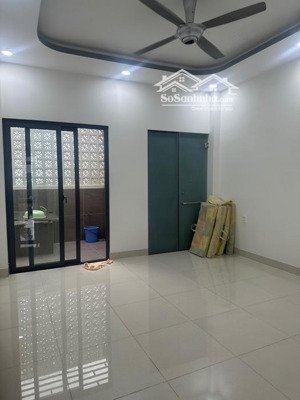 nhà 2 tầng, hxh khu phố sầm uất tân sơn nhì, quận tân phú, dt 60 m2, giá 7,4 tỷ