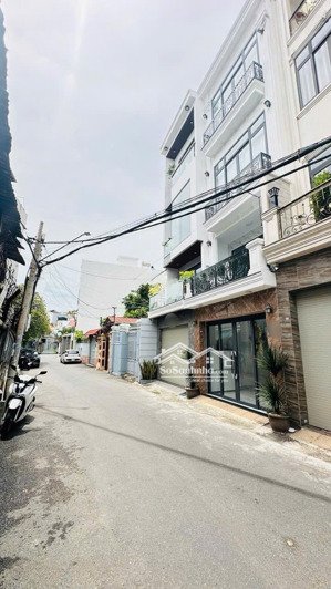 bán nhà phố mặt tiền lương văn can p.2, tp. vũng tàu