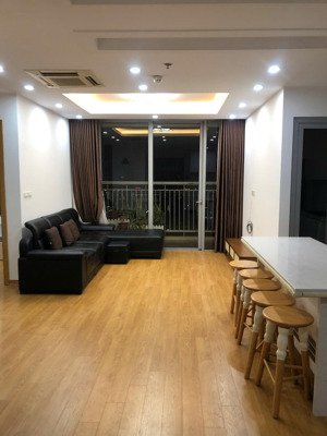 bán gấp 3 ngủ 2 vệ sinh, golden palace mễ trì, ban công phòng khách có thương lượng