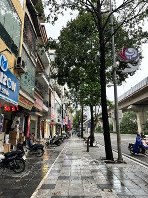 vị trí đẹp, giá tốt. mặt phố quang trung hà đông dt 90m mt 5m 3 thoáng