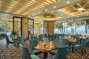 lô góc 3 mặt tiền siêu vip - ngay biển phạm văn đồng - gần 1000 m2 gọi viet house