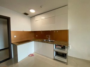 căn golden mansion novaland khu sân bay 69m2 giá tốt 5,2 tỷ nhận nhà có nội thất như hình view mát