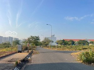 chính chủ cần bán nhanh nền 8x20m đối diện trường tiểu học khu tđc phước thiện giá tốt chỉ 9 tỷ