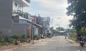 bán nhanh 60m ngang 5,3m đất nền hẻm xe hơi ngay bưng ông thoàn quận 9 giá 4,7 tỷ