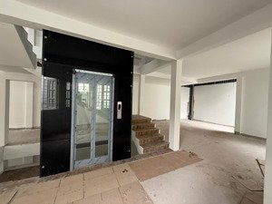 cho thuê tòa nhà văn phòng saigon pearl 800m2 sàn 118 triệu giá siêu hời