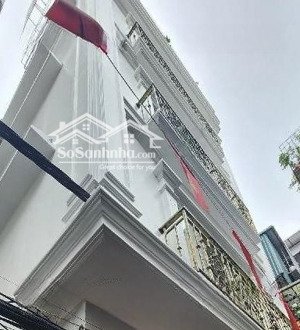 nhà kim mã-lô góc 2 mặt ngõ -thông
kinh doanh đỉnh- gần phố-tặng full nội thất siêu sang