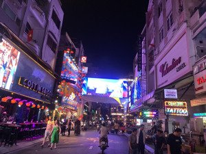 nhà 4 tầng đẹp bùi viện kinh doanh spa & nail đỉnh, dt 76m2, ngang 4m, hẻm rộng, shr, chỉ 20.5 tỷ