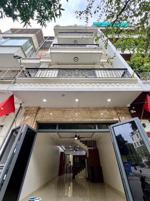 bán nhà văn phú hà đông 80m2, 5 tầng giá 19tỷ phân lô vỉa hè, đường rộng kinh doanh