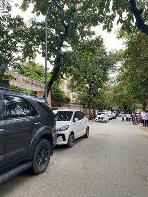 bán nhà phùng hưng giao đường 19/5 văn quán, dt 47m nhà 4 tầng, ngõ oto, ngay cầu trắng, giá 9ty25