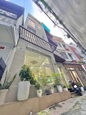 không có căn thứ hai! dt: 6.5x7m - 40m2 - 4t - mới nguyễn văn trỗi, p8, phú nhuận - chỉ 10.3 tỷ tl