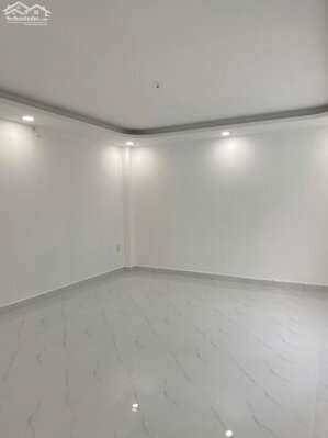 BÁN NHÀ MẶT TIỀN ĐẸP – THÀNH THÁI, P.14, QUẬN 10 Diện tích đất: 4.1m x 33m Diện tích công nhận: 82m²