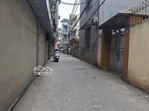 hàng ngon kiến hưng hà đông, 33m2, 5 tầng, mặt tiền 5m7 , chỉ có hơn 5 tỷ