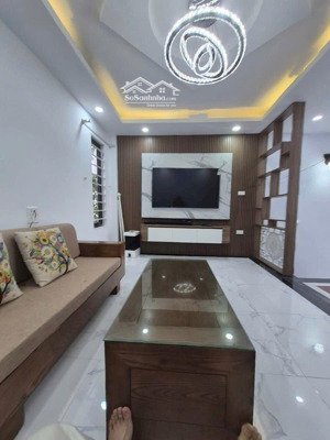 bán nhà xuân đỉnh, sát phố, 33m2, 8.1 tỷ.