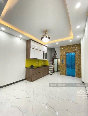 bán nhà mới tinh trung tâm trần phú - hà đông, 20m ôtô đỗ - full nội thất xịn - ở ngay - chỉ 9.2 tỷ