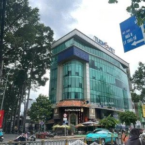 siêu phẩm mt lý tự trọng - dt: 11x23m. cn: 230m2 - hầm + 11 lầu - hđt: 600 triệu/th - giá: 140 tỷ