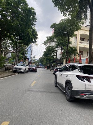 nhà đất phân lô - ôtô tránh - phố yên bình - văn quán - hà đông 50m2 mt 4,3m - hơn 13tỷ nhà dân xây