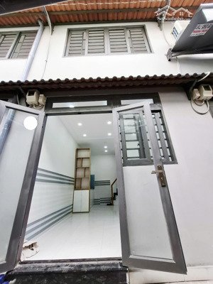 nhà mới 2pn ở nguyễn văn quá quận 12, gần cầu tham lương. giá 1tỷ198tr còn bớt