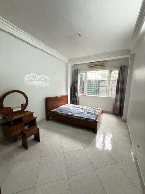 bán nhà yên hoà 42m2 mặt ngõ thông giá rẻ gần phố 9.6 tỷ
