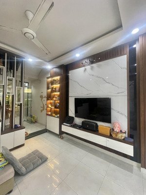 nhà riêng hoàng minh thảo dân xây chắc chắn độc lập 51m2 x 4 tầng