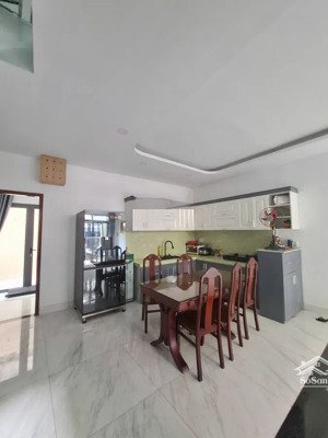 bán nhà cách mạng tháng tám 91m² 4 tầng - 14 tỷ - nở hậu phong thủy, có sân thượng
