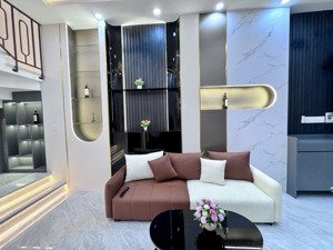 8,36 tỷ - huỳnh văn nghệ - nhà mới vô ở ngay - tặng full nội thất- hẻm xe hơi thông