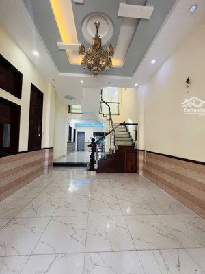 nhà 3 tầng, 4,2x15m. klg. đường 8m phạm văn chiêu, p14, gò vấp. chỉ 7tỷ380. kc: trệt 2 lầu, st.