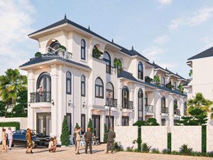 chính chủ bán nhà 3 tầng mới tinh ngay trung tâm thành phố. chỉ hơn 2 tỷ quá rẻ, ng/ hàng hỗ trợ vv