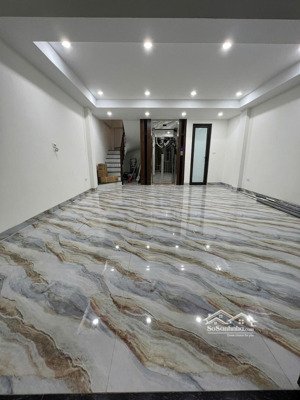 6 tầng thang máy-ngõ nông 1 ngoặt ra phố-oto đỗ cổng full nội thất phố tây sơn.dt 42m-6t-13.5tỷ ctl