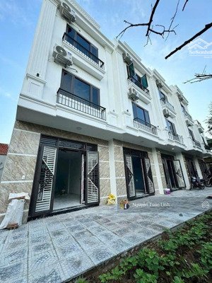 bán nhà 3 tầng 46m2 đại đồng, đại mạch - ô tô 5 chỗ đậu cửa - nội thất xịn xò