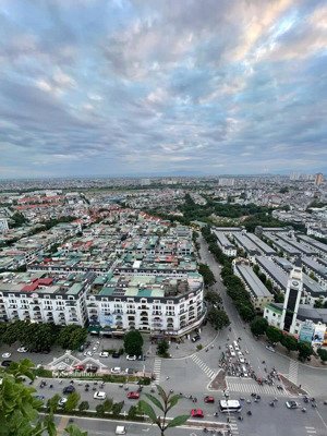 bán gấp cc kđt mới văn phú - 3 ngủ - 3wc - dt 162m2 - 9.15 tỷ - lô góc - view bạc tỷ - thoáng sáng