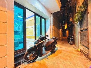 nhà đẹp minh khai - ngõ nông - 20m ra mặt đường ô tô hàng xóm feliz home