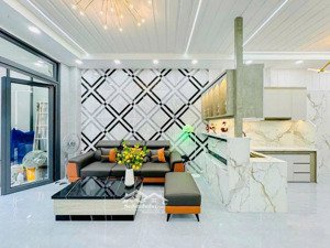 trần xuân soạn - nhà 2 tầng mới đẹp từng centimet - full nội thất cao cấp - giá chỉ nhỉnh 6 tỷ
