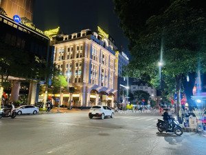 hàng xóm time city nhà đẹp 5 tầng, 6 phòng ngủ cách ô tô 5m full nội thất cao cấp