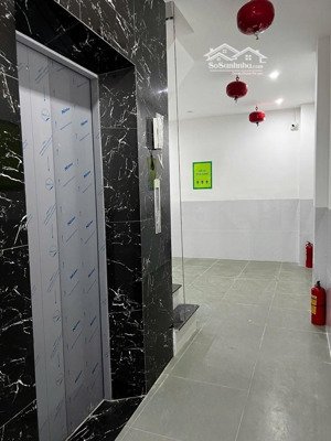 cho thuê nhà mới xây, 2 mặt tiền, dịch vọng hậu, pccc, thang máy, 185m2x 6t vp, nhà hàng, kd 61 tr