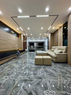 7t thang máy-15m ra mặt phố-ngõ rộng-khu vip giảng võ-cát linh.dt 43m-7t-mt 5m-14.6tỷ ctl