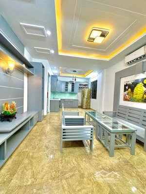 hàng mới! nhà xây mới thụy phương, ngõ thông, ô tô đỗ sát nhà, khu vực dân trí, kd sầm uất, 39m*5t